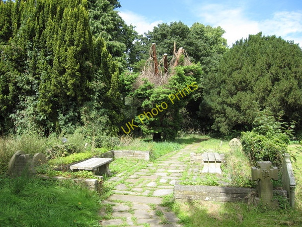 Photo 6"x4" Churchyard of Christ Church, Rossett Rossett\/SJ3657 c2009