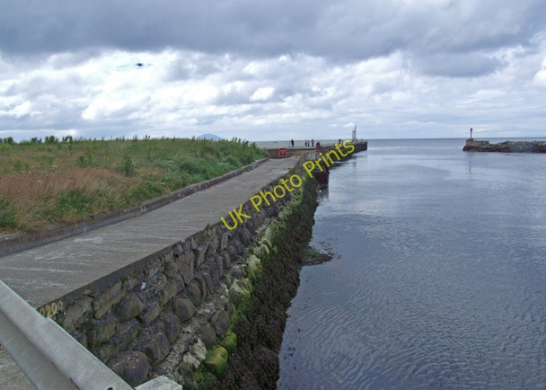 Photo 6"x4" Girvan harbour mouth Girvan c2009