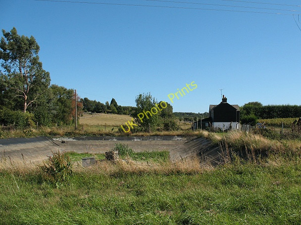 Photo 6"x4" Disused reservoir at South Street Neames Forstal c2009