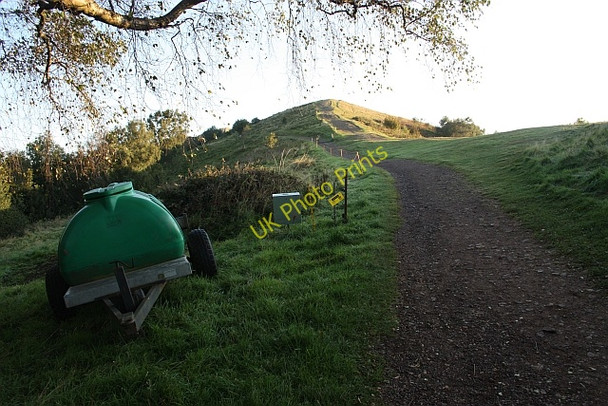 Photo 6"x4" Water bowser and electric fence Little Malvern c2009