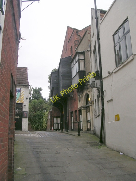 Photo 6"x4" Kings Arms Yard - Clasketgate Lincoln c2009
