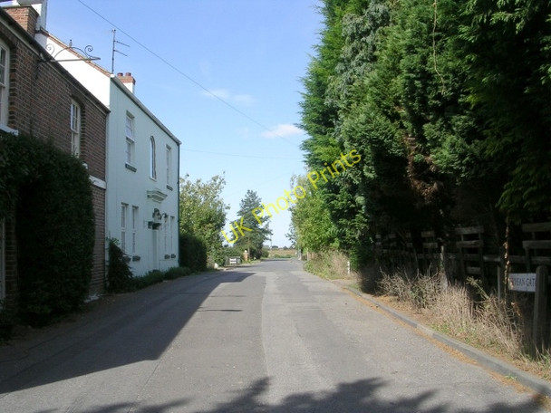 Photo 6"x4" Shivean Gate - High Street Moulton\/TF3024 c2009