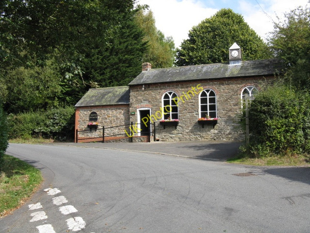 Photo 6"x4" Menithwood - Old Chapel Hall Menithwood c2009