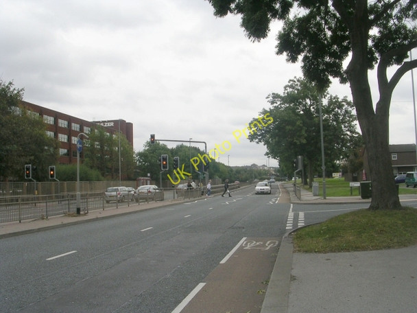 Photo 6"x4" Ring Road Beeston - viewed from Cottingley Drive Beeston\/SE2830 c2009