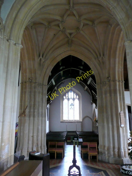 Photo 6"x4" St. Peter's church, Willersey - interior Willersey c2009 P2