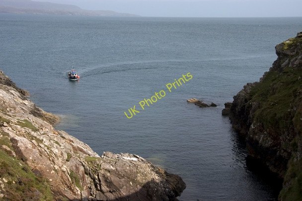 Photo 6"x4" Fishing boat at Raimeridhgeodha Ceann a Bh\u00e0igh\/NG2395 c2009