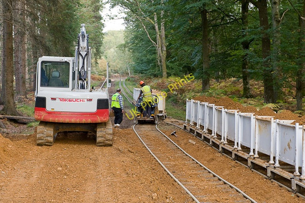 Photo 6"x4" Warwickslade Cutting: running the railway (start of sequence) Bank\/SU2807 c2009