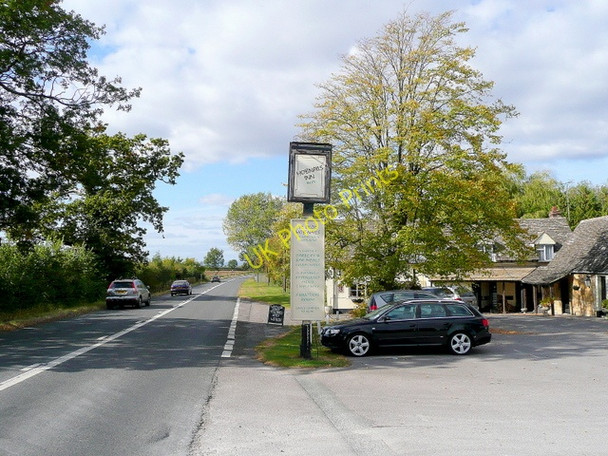 Photo 6"x4" The Hobnails Inn, Little Washbourne Little Washbourne c2009