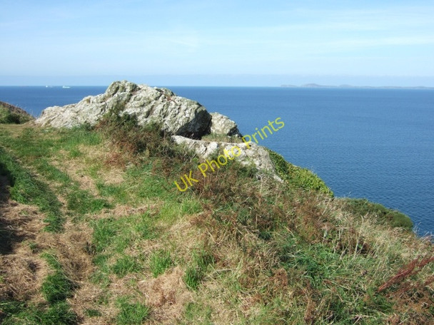 Photo 6"x4" Rock on Tiklas Point South Hill\/SM8311 c2009