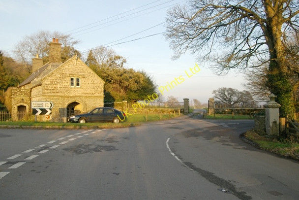 Photo 6"x4" Entrance to Pentillie Castle, near Saltash Paynter's Cross c2005