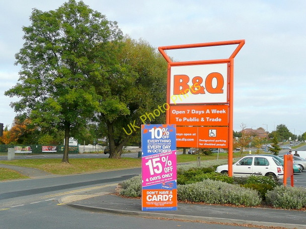Photo 6"x4" B&Q sign on Holmer Road, Hereford Hereford c2009