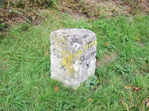 Photo 6"x4" Milestone, Fovant Fovant c2009