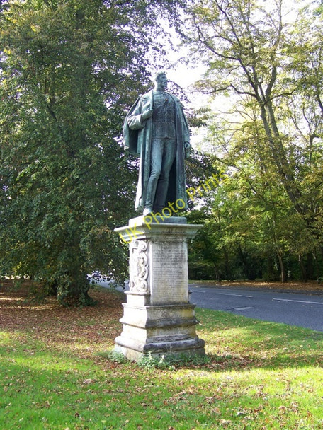 Photo 6"x4" Statue, Wilton Wilton\/SU0931 c2009