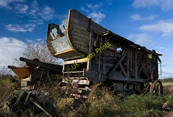 Photo 6"x4" Old threshing machine, near Hayton Burnby c2009