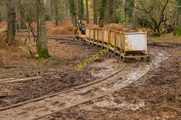 Photo 6"x4" Warwickslade Cutting: repositioned railway Bank\/SU2807 c2009