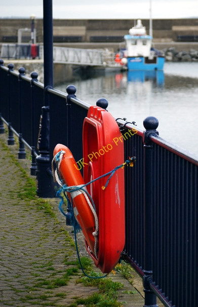 Photo 6"x4" Lifebuoy and boat, Bangor Bangor\/J5081 c2009