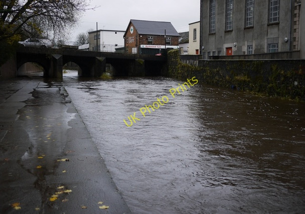 Photo 6"x4" The Sixmilewater, Ballyclare Ballyclare c2009