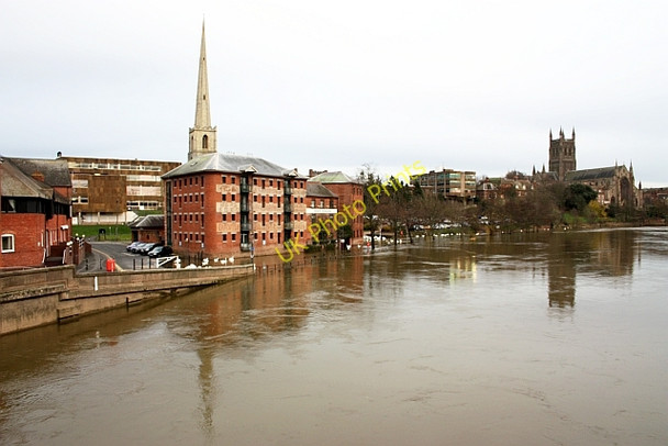 Photo 6"x4" River Severn in flood, Worcester Worcester c2009