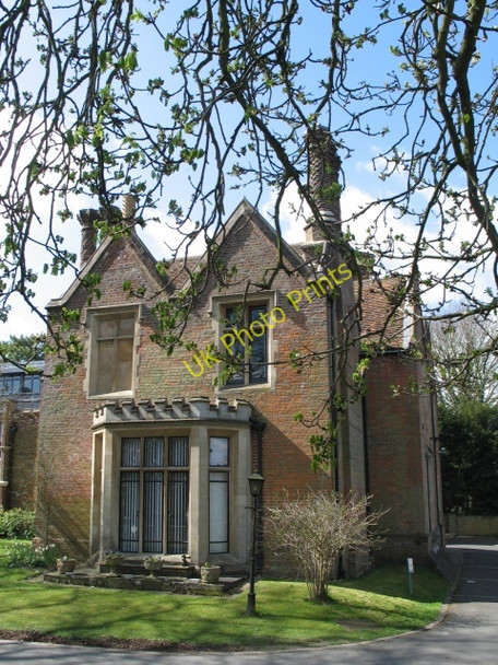 Photo 6"x4" The Old Vicarage, Tring Tring c2009