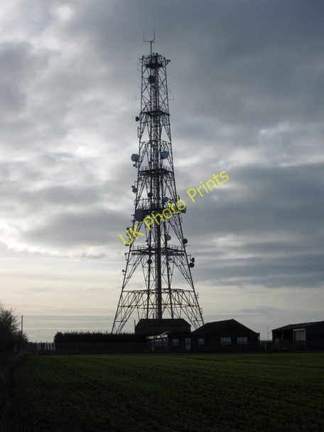 Photo 6"x4" Elsham Hill Telecom Tower Elsham c2009