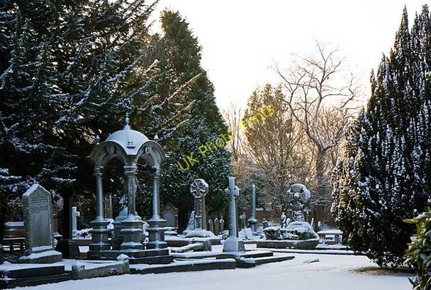 Photo 6"x4" St.Marylebone Cemetery Finchley c2009