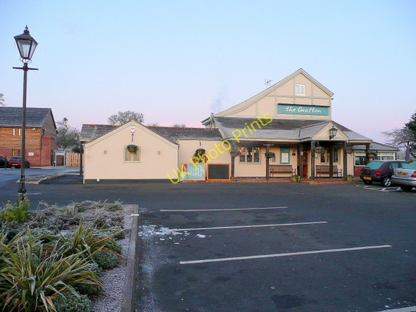 Photo 6"x4" Travelodge, Grafton 2 Bullinghope c2009