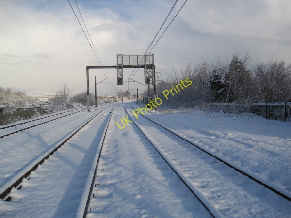 Photo 6"x4" Metro Railway Line Hebburn c2010 P1