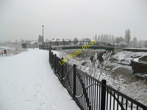 Photo 6"x4" The Footbridge over Barton Haven Barton-Upon-Humber c2010