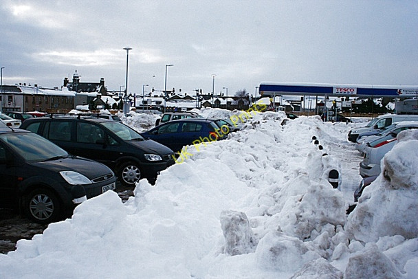 Photo 6"x4" Snowbound Car Park Keith c2010