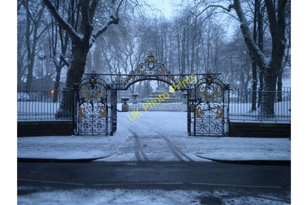 Photo 6"x4" Gates at St Pancras Old Church, Pancras Road NW1 London c2010