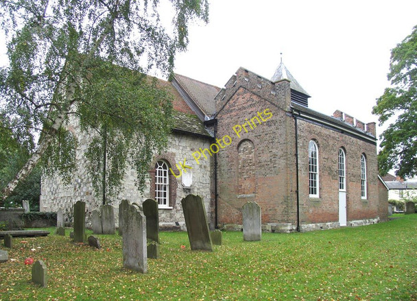 Photo 6"x4" St George, Esher, Surrey Esher c2005