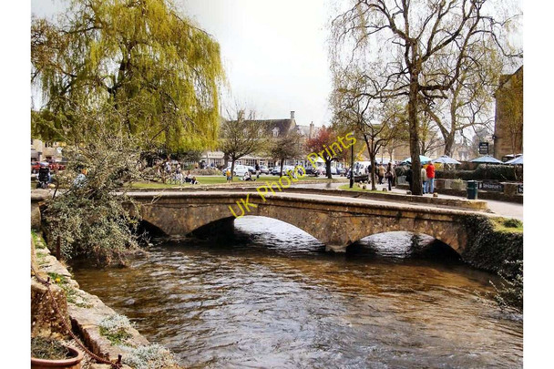 Photo 6"x4" River Windrush, Bourton-on-The -Water Bourton-on-the-Water c2007 P1