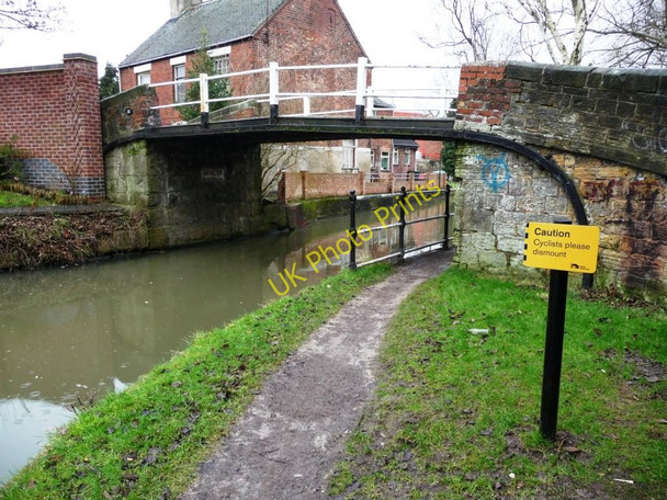 Photo 6"x4" Warning to cyclists, Mill Lane bridge, Erewash Canal Stapleford\/SK5037 c2010