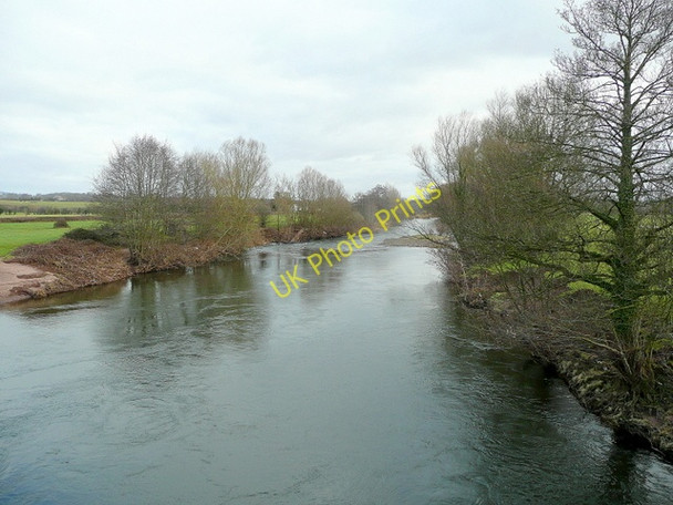 Photo 6"x4" River Usk at Llanvihangel Gobion Llanfair Kilgeddin c2010 P1