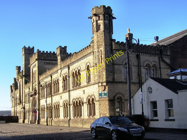 Photo 6"x4" The Castle Armoury Bury\/SD8010 c2010