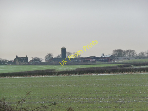 Photo 6"x4" Fields south-east of Snydale Featherstone\/SE4220 c2010