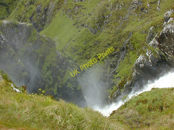 Photo 6"x4" Looking down the Falls of Glomach Falls of Glomach c2001