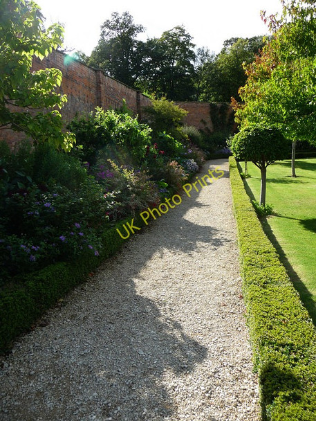Photo 6"x4" Buscot Park, walled garden Buscot c2009
