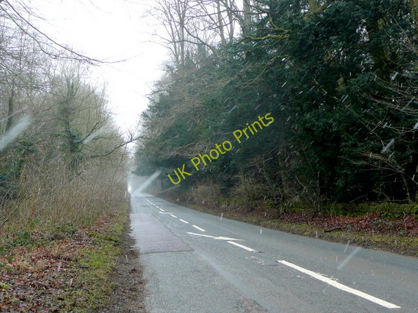Photo 6"x4" B4077 in a sleet shower Temple Guiting c2010