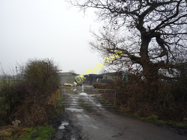 Photo 6"x4" Farm buildings off Newlands Lane Upper Poppleton c2010