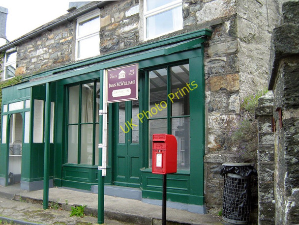 Photo 6"x4" Former Shop and Post Office, Capel Garmon. Betws-y-Coed c2009