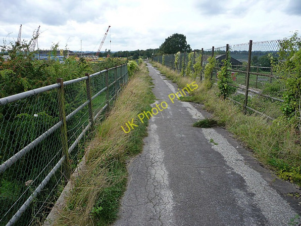Photo 6"x4" Path, Sharpness Docks Sharpness c2009