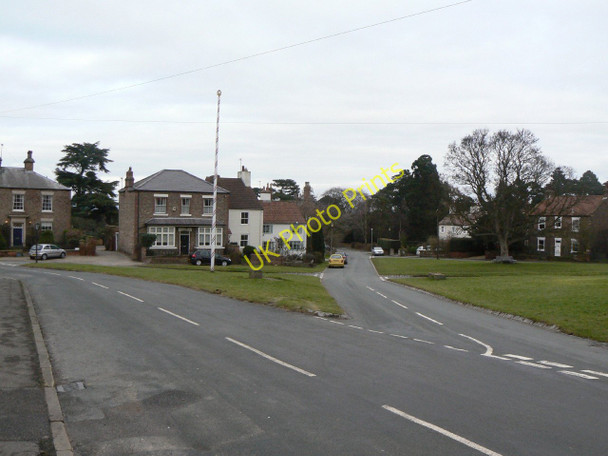 Photo 6"x4" Aldborough, The Square Aldborough\/SE4066 c2010