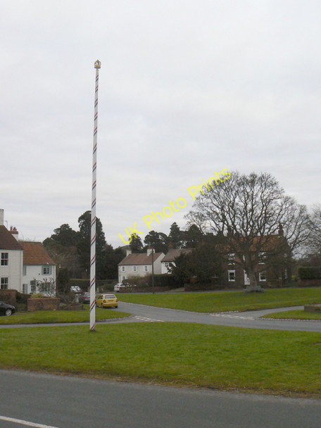 Photo 6"x4" Aldborough Maypole Aldborough\/SE4066 c2010