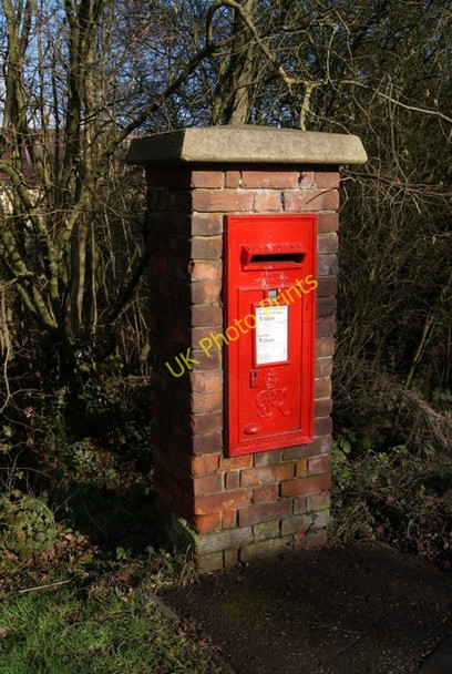 Photo 6"x4" Post box on Dunmow Road Jack's Green\/TL5721 c2010