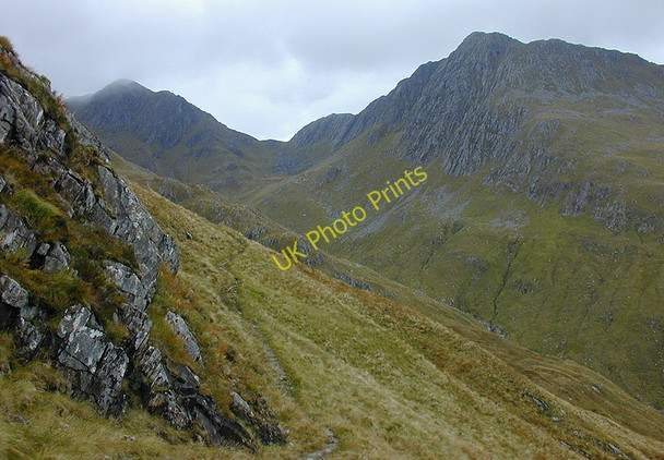 Photo 6"x4" The path to Coire an Sg\u00c3\u00a0irne Meall a' Bhealaich\/NH0121 c2001
