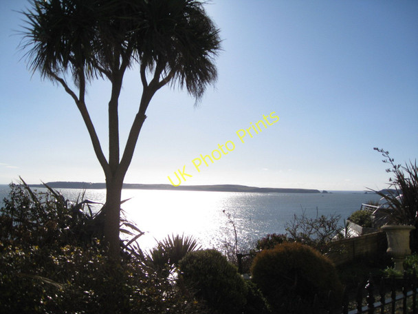 Photo 6"x4" Caldey Island - distant view Drinkim c2010