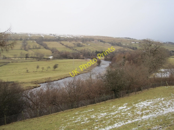 Photo 6"x4" View of the River Tees and Teesdale from the Pennine Way Dent Bank c2010