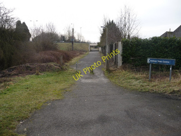 Photo 6"x4" Knights Enham - Footpath Knights Enham c2010