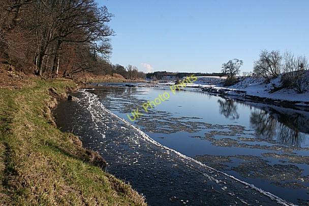 Photo 6"x4" Ice on the River Deveron Marnoch c2010